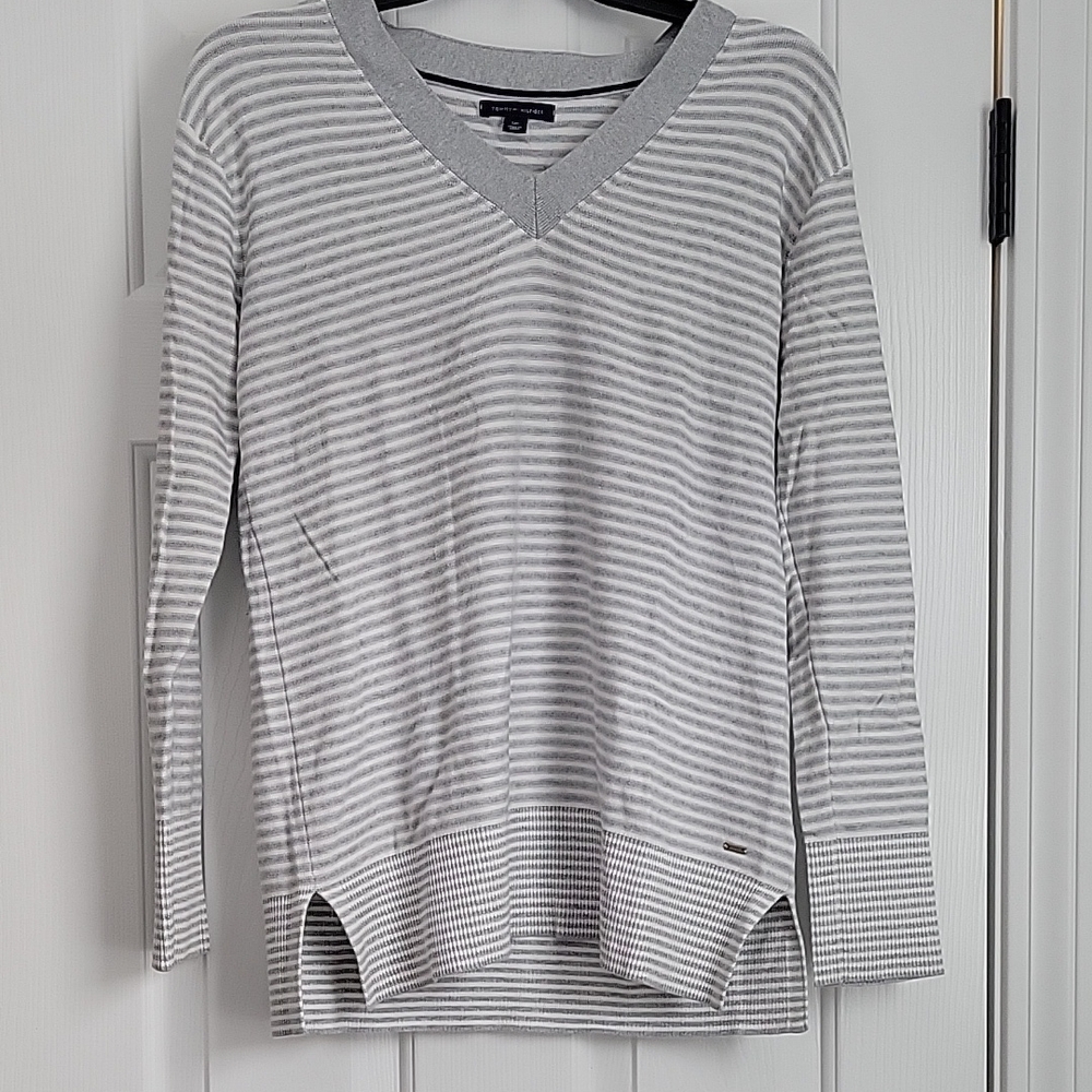 Tommy Hilfiger Gray Striped Women's Sweater